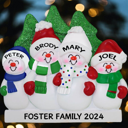 Snowmen Family: 4 People - Last Elf on the Left